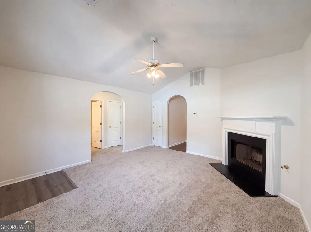 10543 Crabtree DR Jonesboro, GA 30238