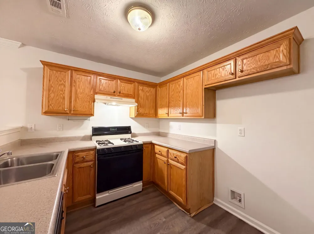 10543 Crabtree DR Jonesboro, GA 30238