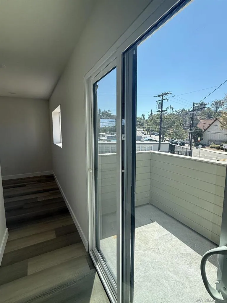 4911 Glen La Mesa, CA 91941