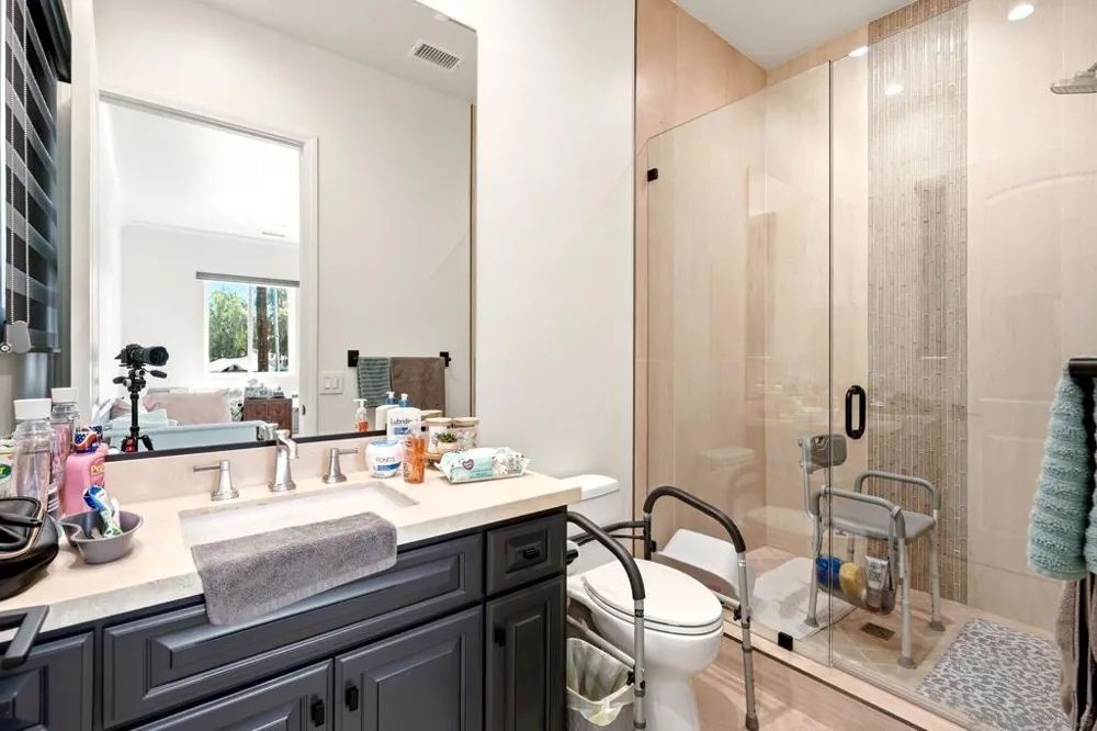 50 F Chula Vista, CA 91910