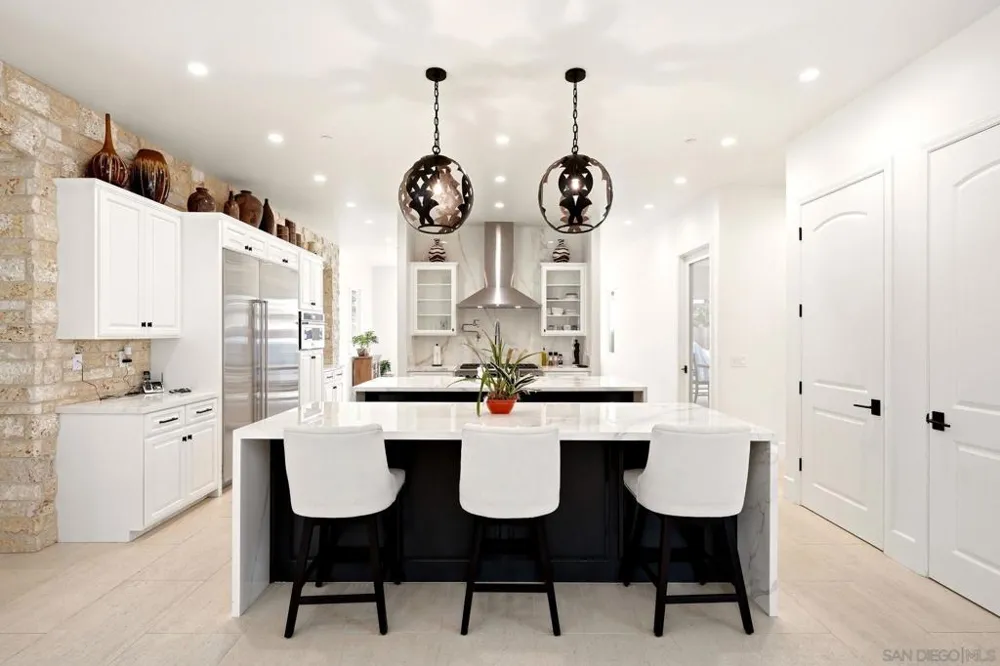 50 F Chula Vista, CA 91910