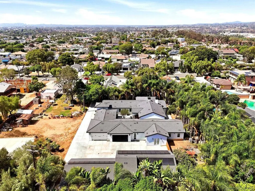 50 F Chula Vista, CA 91910