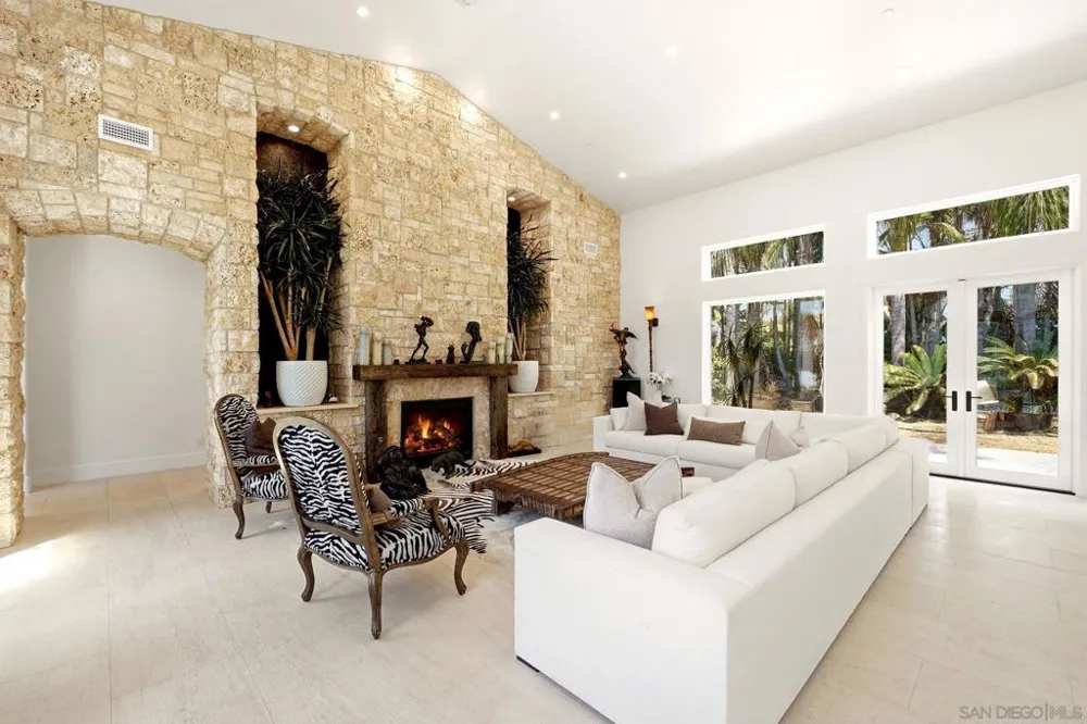 50 F Chula Vista, CA 91910