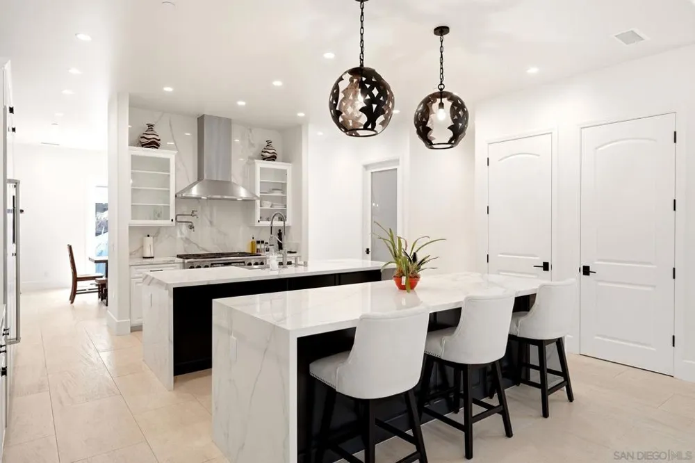 50 F Chula Vista, CA 91910