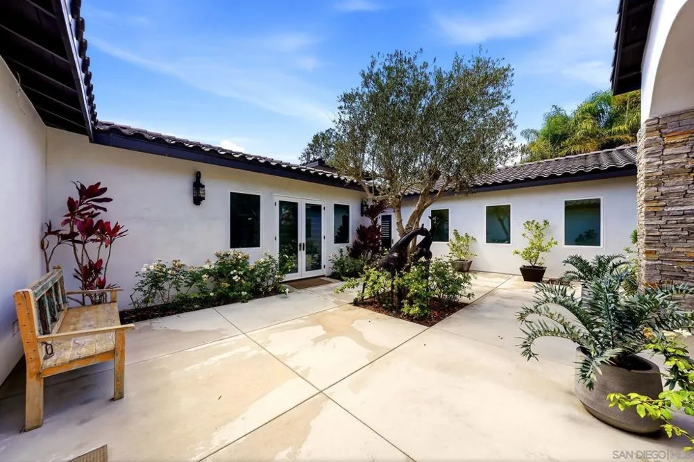 50 F Chula Vista, CA 91910