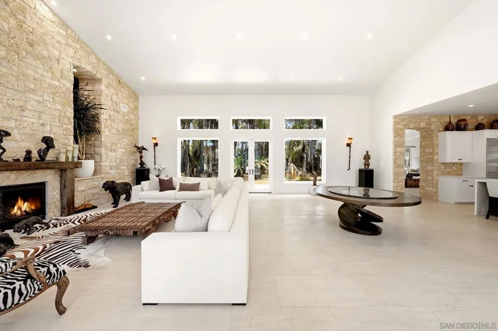 50 F Chula Vista, CA 91910