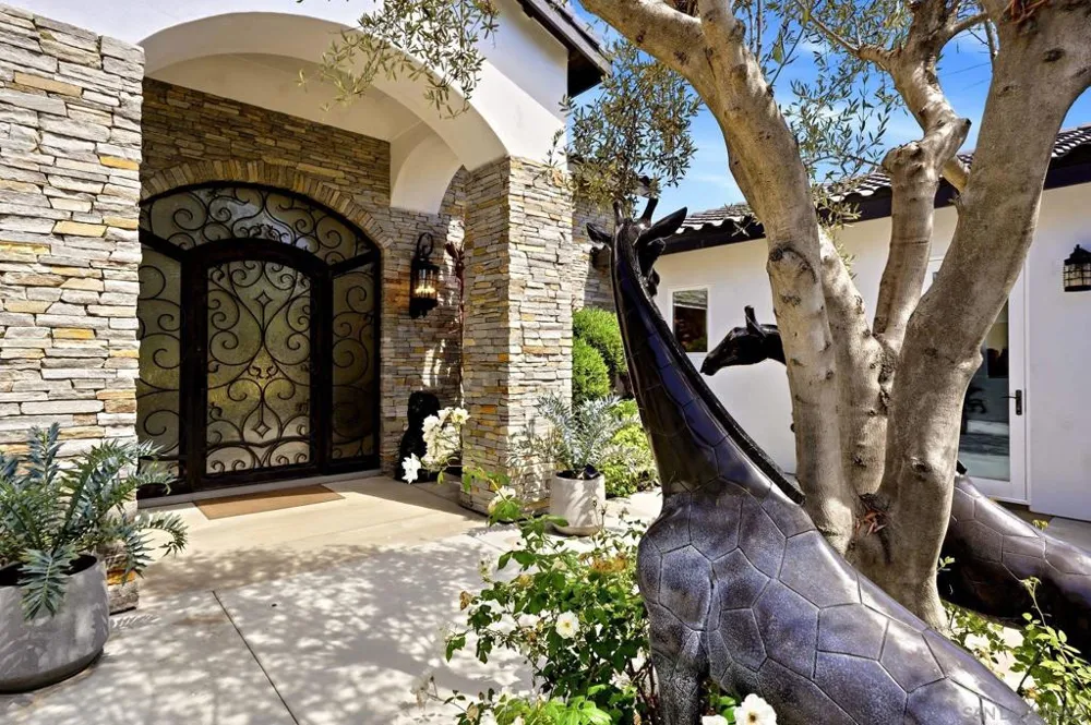 50 F Chula Vista, CA 91910