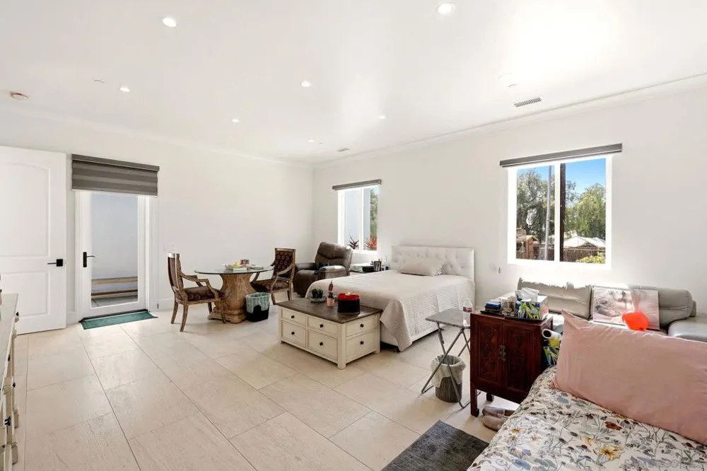 50 F Chula Vista, CA 91910