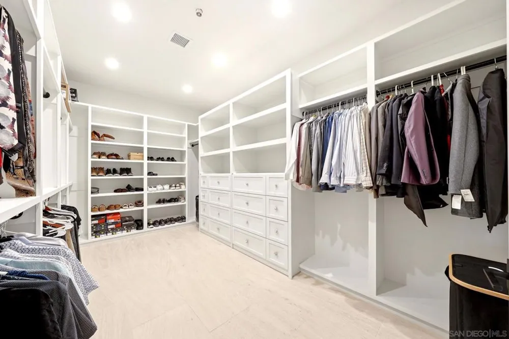 50 F Chula Vista, CA 91910