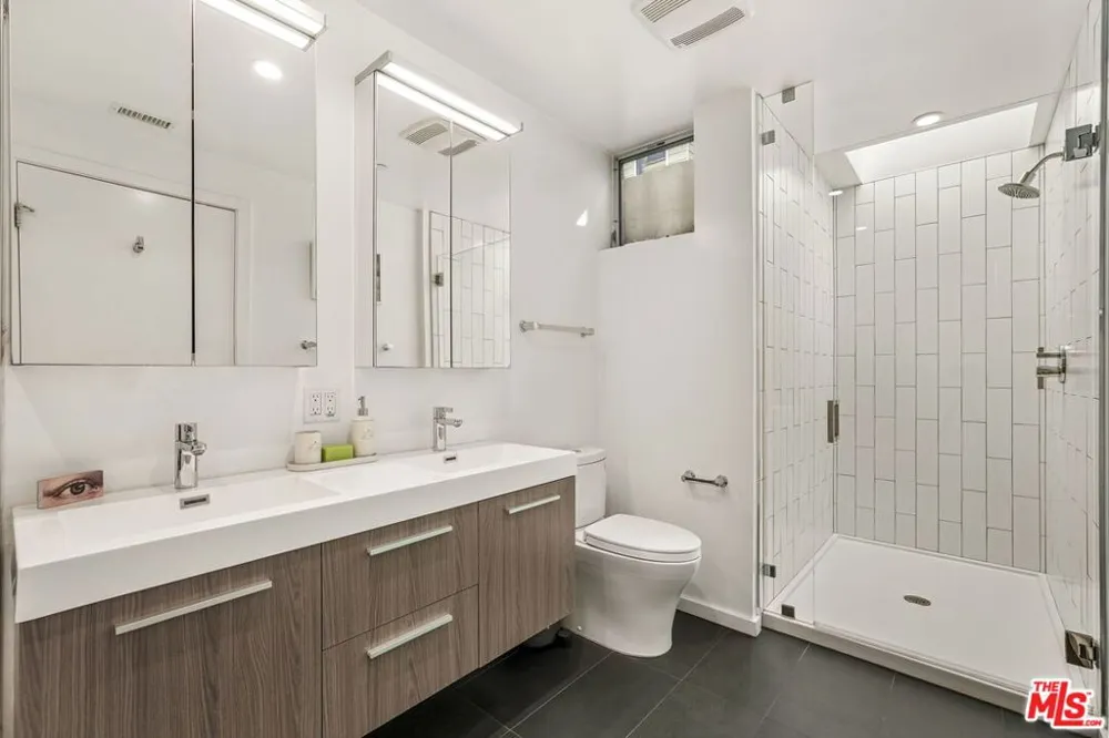 3724 Vinton Avenue Los Angeles, CA 90034