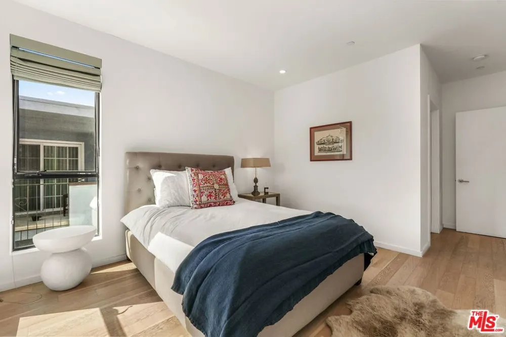 3724 Vinton Avenue Los Angeles, CA 90034