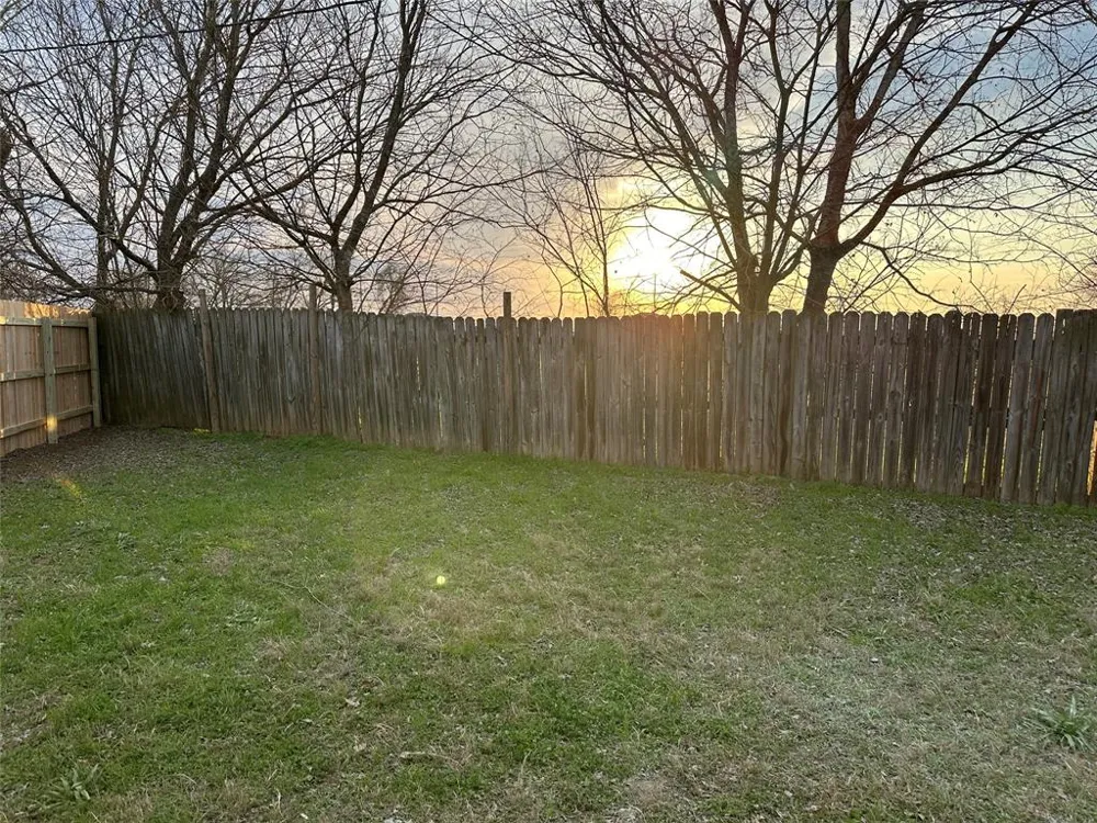 407 Vista West Court #B Bastrop, TX 78602