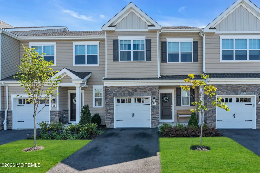 22 Coburgh Drive Wall, NJ 07753