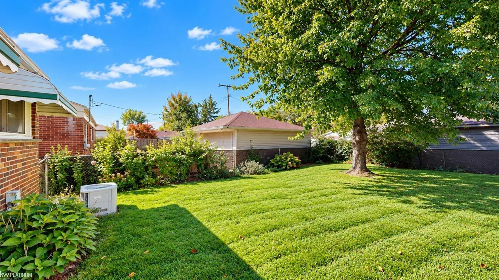 30107 Rosebriar Street St Clair Shores City, MI 48082
