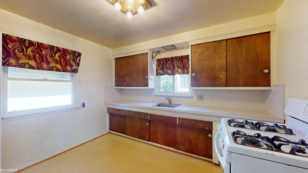 30107 Rosebriar Street St Clair Shores City, MI 48082