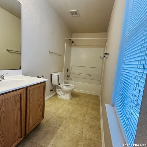 16123 Ambush Grv San Antonio, TX 78247