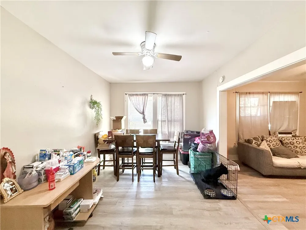 220 Fm-1686 Telferner, TX 77988