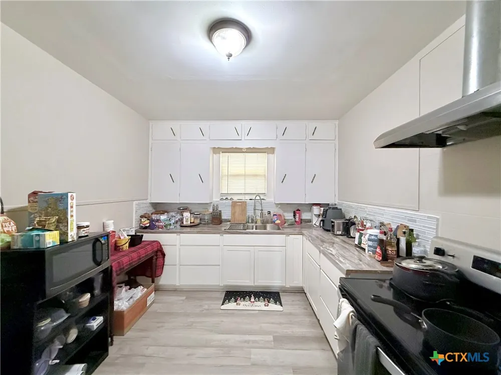 220 Fm-1686 Telferner, TX 77988