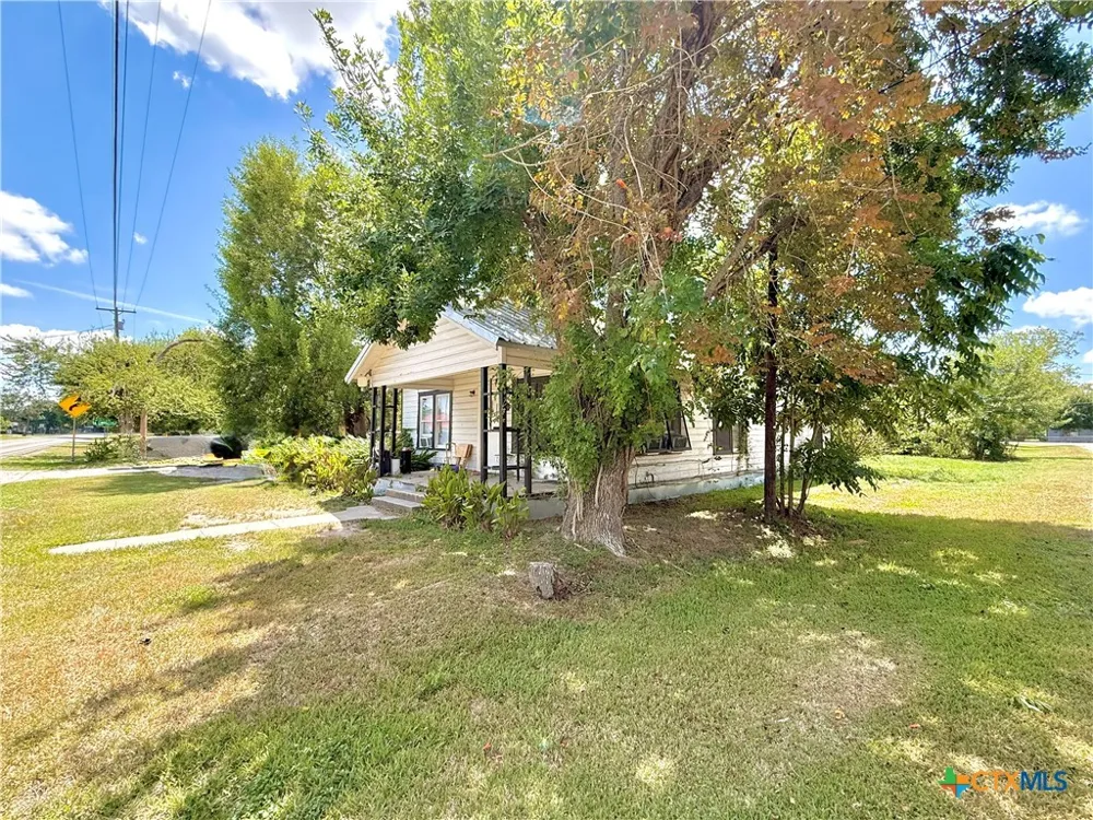 220 Fm-1686 Telferner, TX 77988