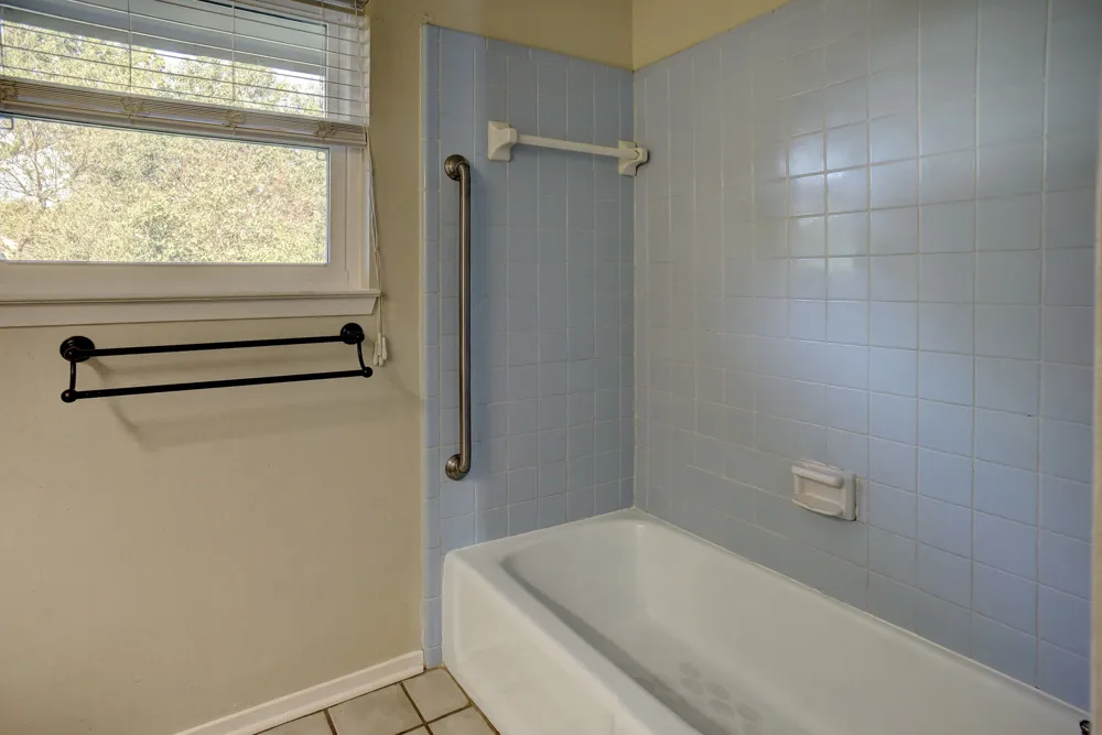 1108 Haysel Street Bastrop, TX 78602