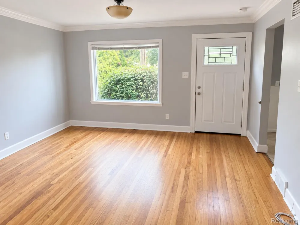 1522 S Campbell Road Royal Oak City, MI 48067
