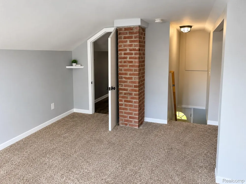 1522 S Campbell Road Royal Oak City, MI 48067