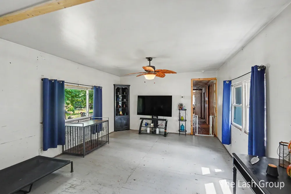 1665 S Forest Hills Drive Big Prairie Township, MI 49349