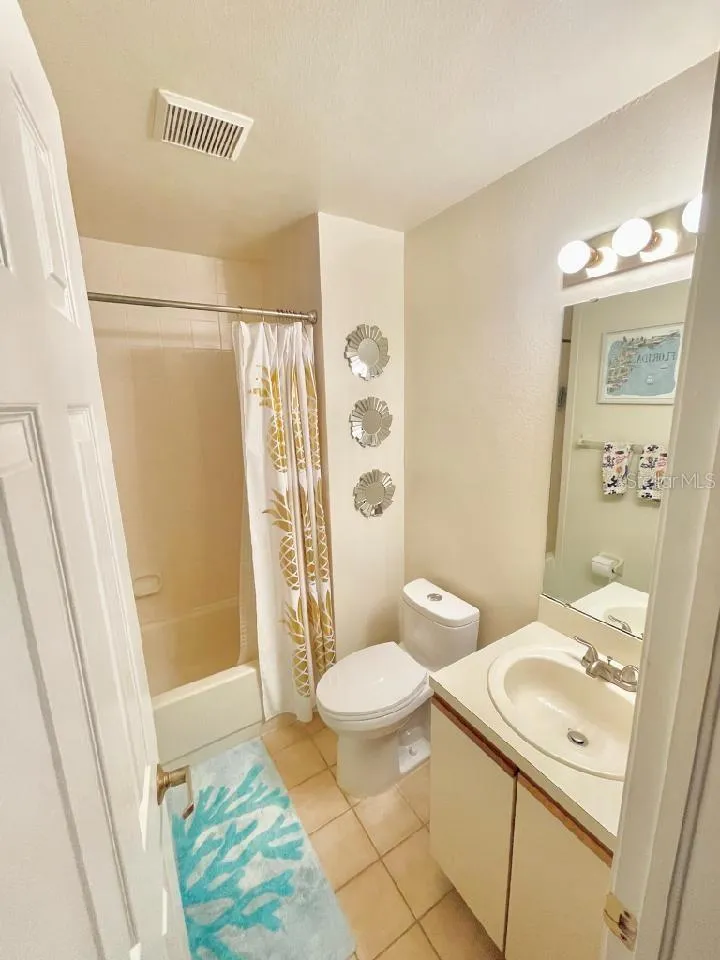 3379 FOX HUNT DRIVE Palm Harbor, FL 34683