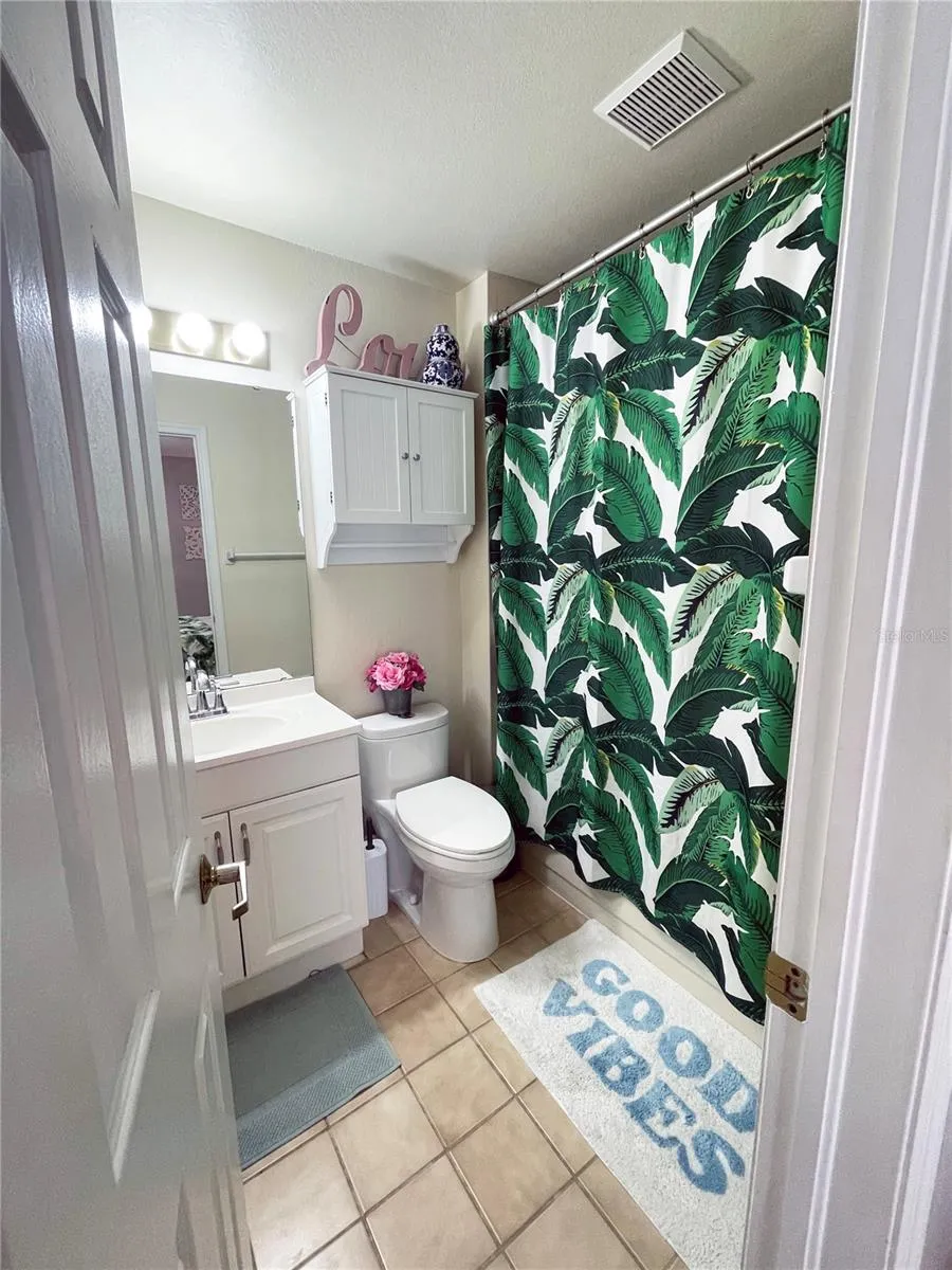 3379 FOX HUNT DRIVE Palm Harbor, FL 34683