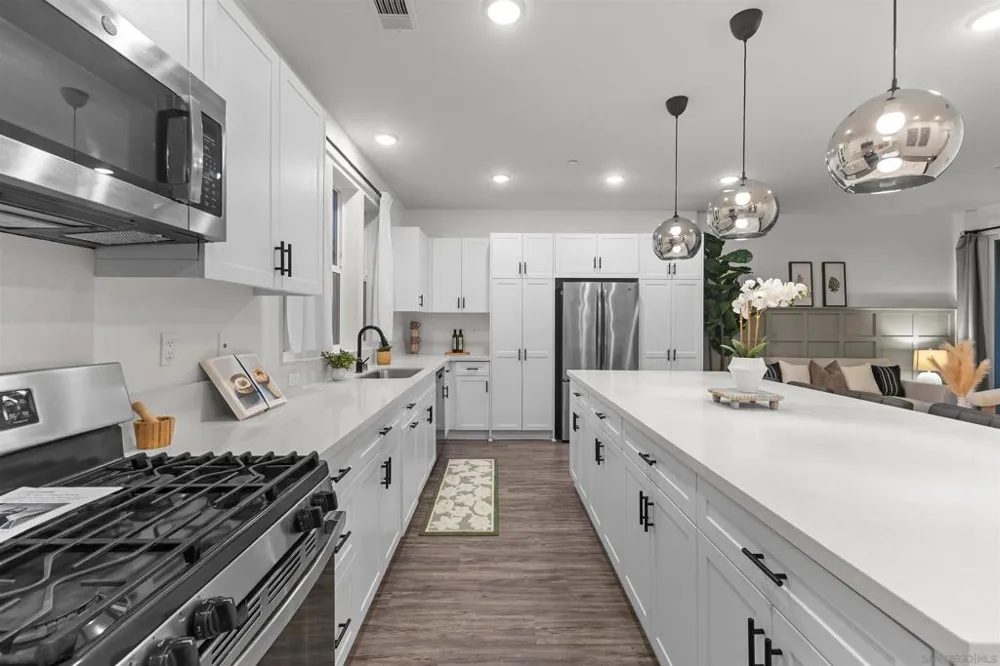 5300 Calle Rockfish #2 San Diego, CA 92154