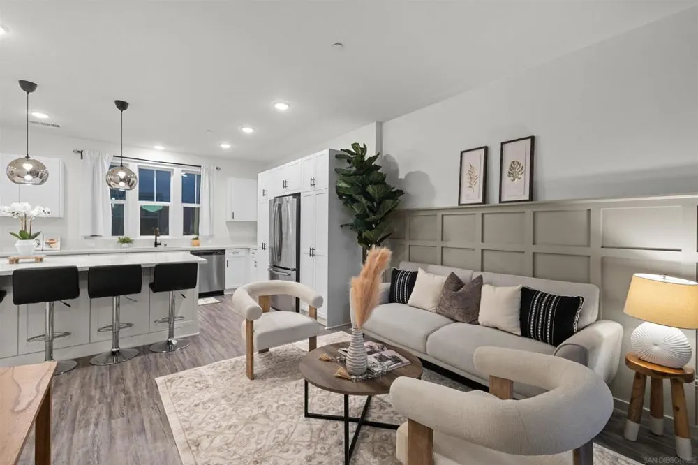 5300 Calle Rockfish #2 San Diego, CA 92154