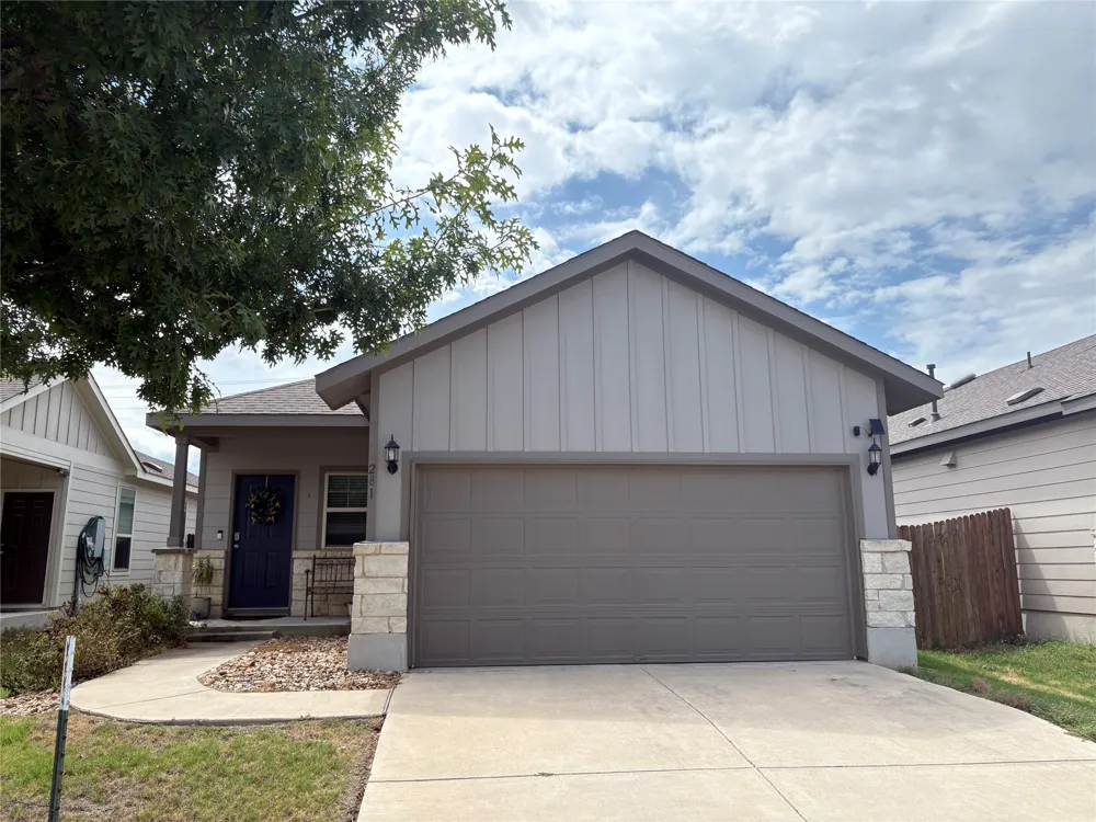 281 La Dera Drive Liberty Hill, TX 78642