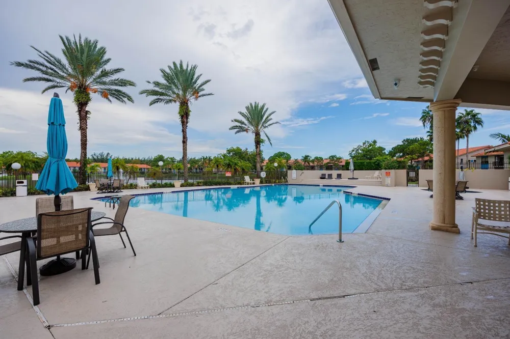 1524 Lake Crystal Drive #E Royal Palm Beach, FL 33411