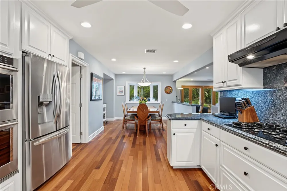 20761 Germain Street Chatsworth, CA 91311