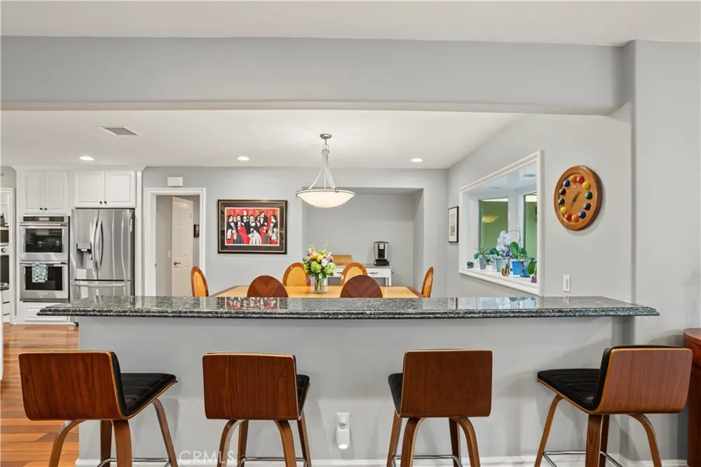 20761 Germain Street Chatsworth, CA 91311