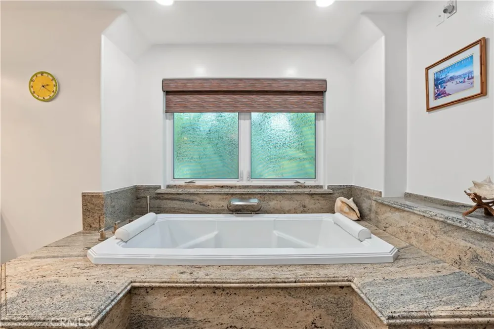 20761 Germain Street Chatsworth, CA 91311