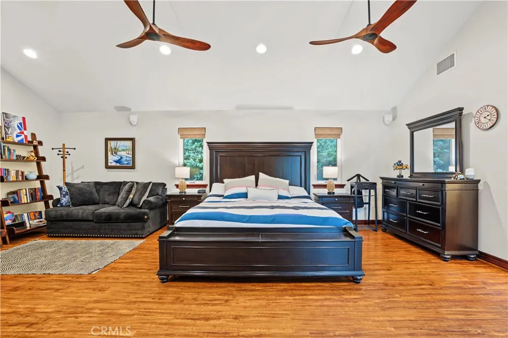 20761 Germain Street Chatsworth, CA 91311