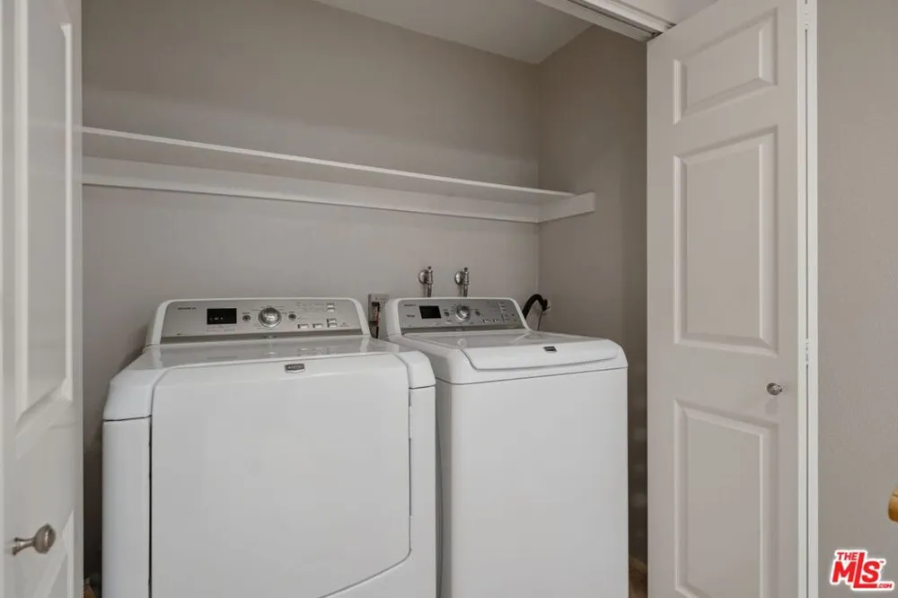 4338 Gentry Avenue #4 Studio City, CA 91604