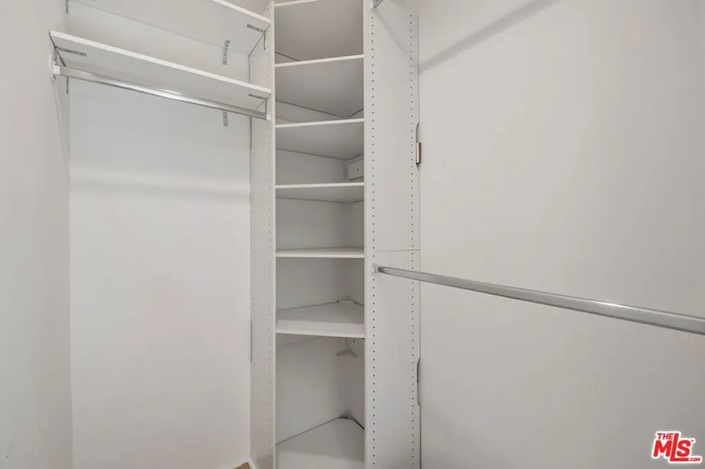 4338 Gentry Avenue #4 Studio City, CA 91604