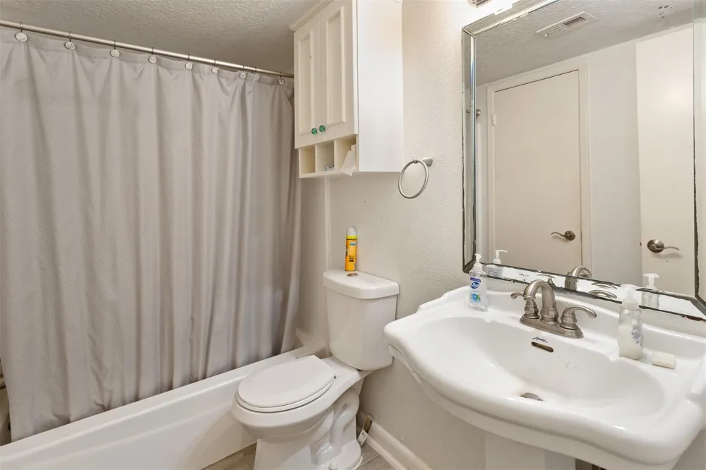13026 Leader Street #951 Houston, TX 77072