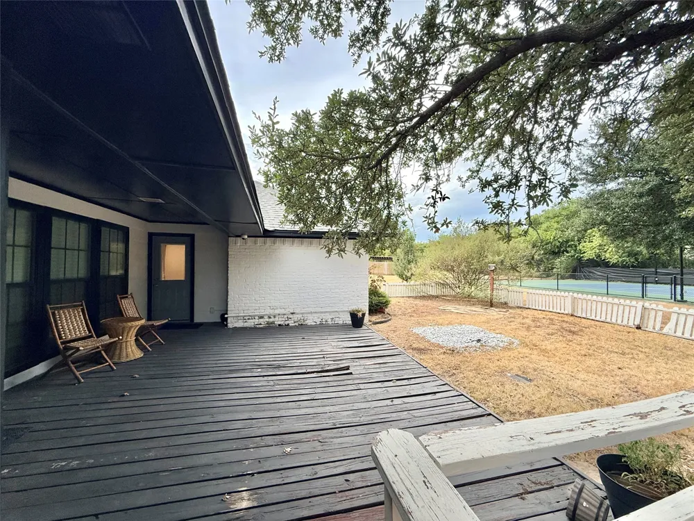 16235 Red Wood Circle W Frisco, TX 75071