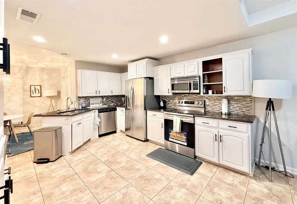 16235 Red Wood Circle W Frisco, TX 75071