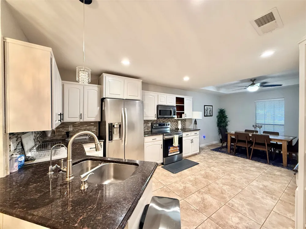 16235 Red Wood Circle W Frisco, TX 75071
