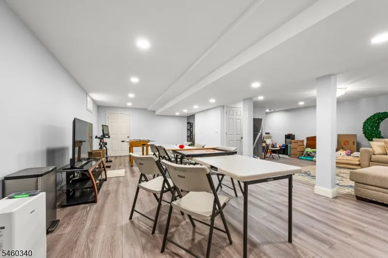15 Washington Ave Summit City, NJ 07901