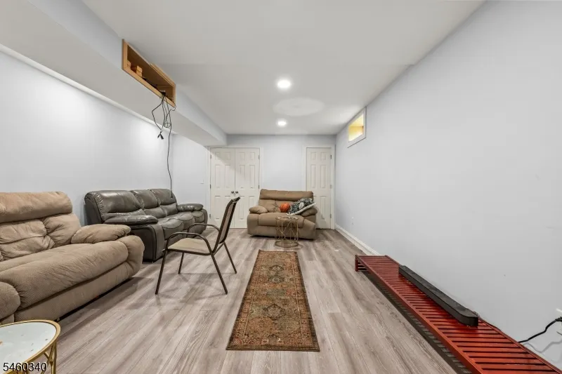 15 Washington Ave Summit City, NJ 07901