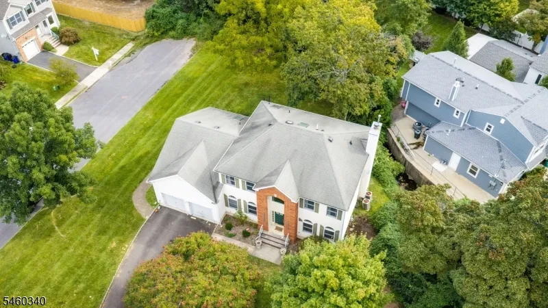 15 Washington Ave Summit City, NJ 07901