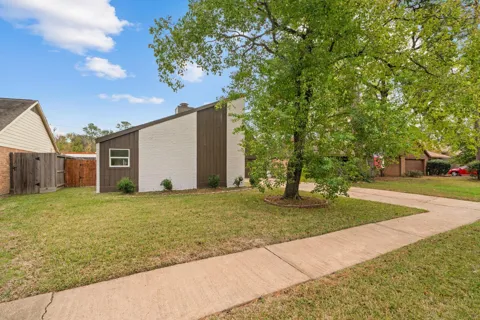 15034 Rose Valley Drive