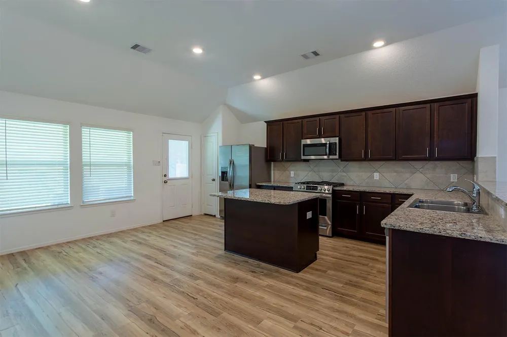 6005 Heritage Creek Lane Conroe, TX 77304