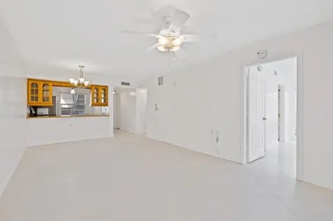 1105 BAHAMA Bend #A1