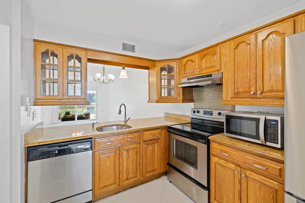 1105 BAHAMA Bend #A1 Coconut Creek, FL 33066